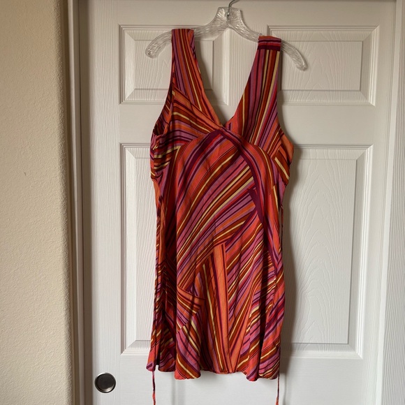 Dresses & Skirts - Vibrant Multi-Striped Sleeveless Dress